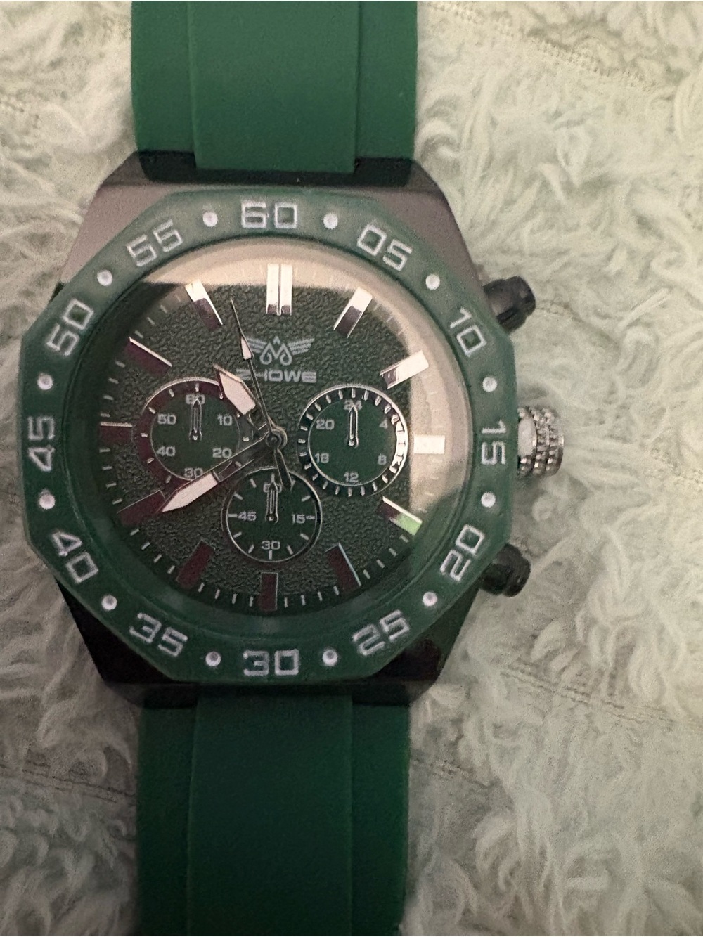 NEW- classic Christmas perfect Green Men's Silicone Strap Chronograph Watch
